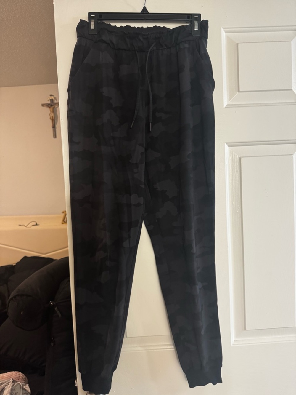 Lululemon women Camo Jogger Pants - Casual Drawstring Waist